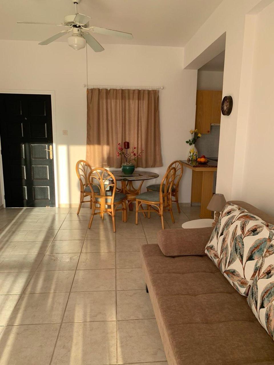 Apartamento Sirena Kings Paphos Exterior foto