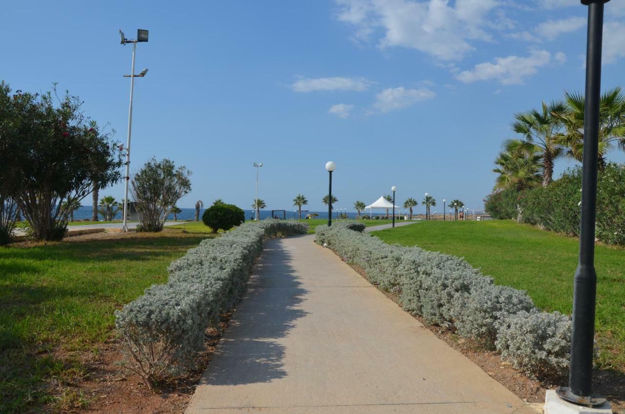 Apartamento Sirena Kings Paphos Exterior foto